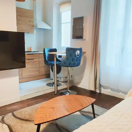 Luxueux Studio Au Centre De 17 Eme Apartamento Paris