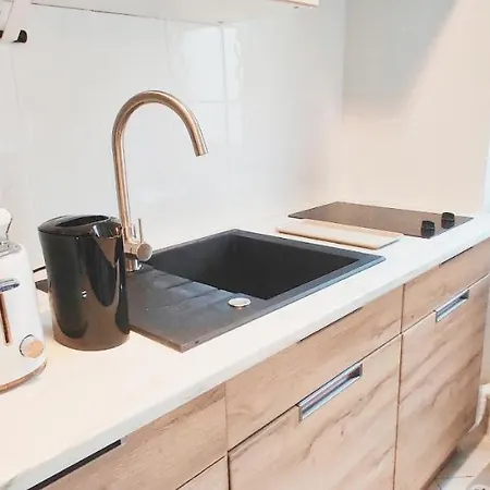 Luxueux Studio Au Centre De 17 Eme * Paris